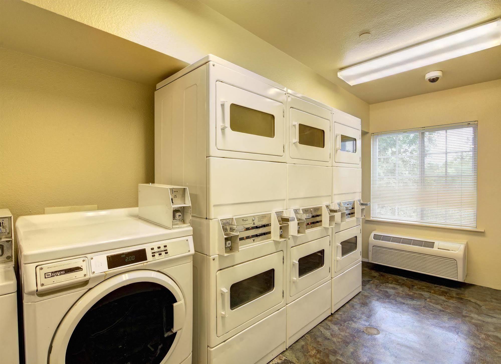 Woodspring Suites Harlingen Luaran gambar